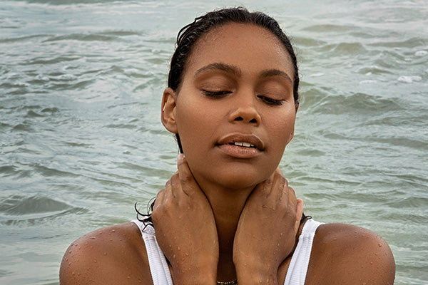 Caring for your neck and décolletage