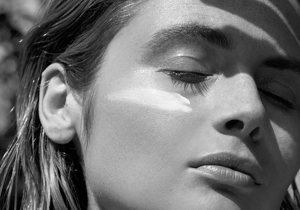 Protecting your skin from the sun all year round