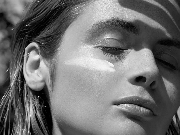 Protecting your skin from the sun all year round