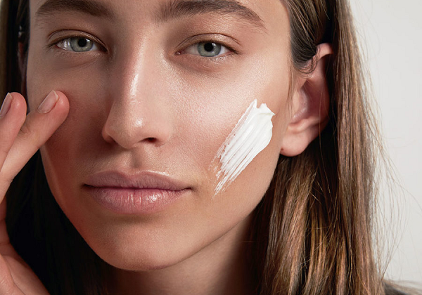 Oil and water; why you need both for healthy skin