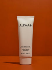 Total Eclipse Priming Mineral SPF 40