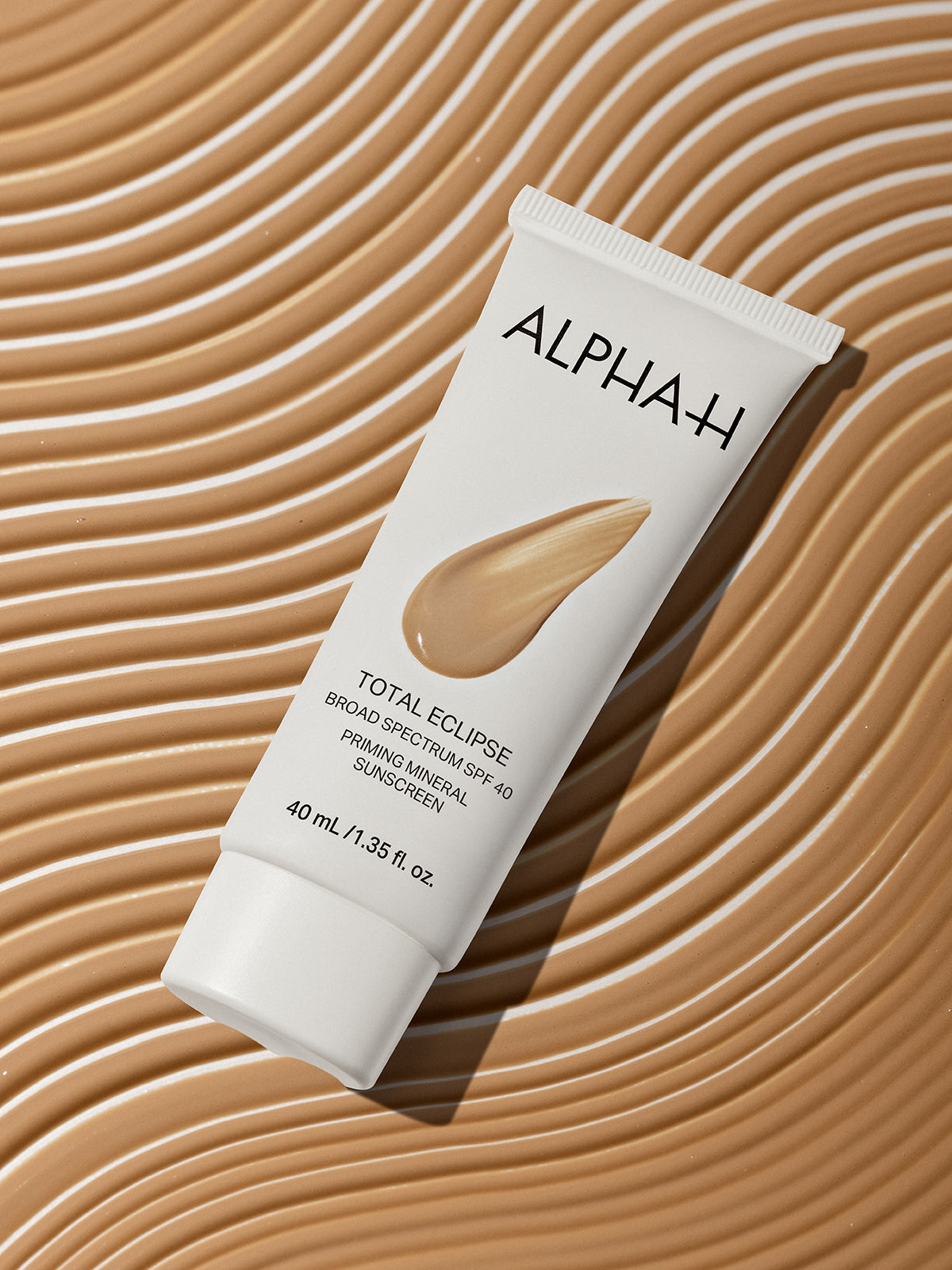 Total Eclipse Priming Mineral SPF 40